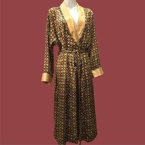 Victoria's Secret Gold and Black Patterned Robe Medium Soft
